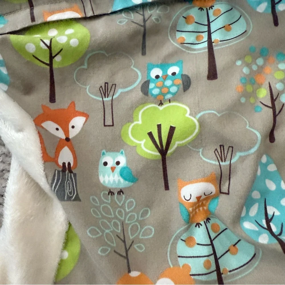 Boppy Nursing Pillow Cover Woodland Fox & Owl Print‎